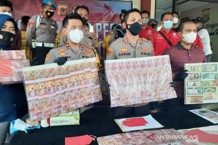 Polisi Sita Rp1,5 miliar Upal dari Dukun Pengganda Uang