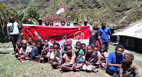 HUT ke-76 RI, Alumni Lemhanas Kirim 1.000 Bendera Merah Putih ke Papua