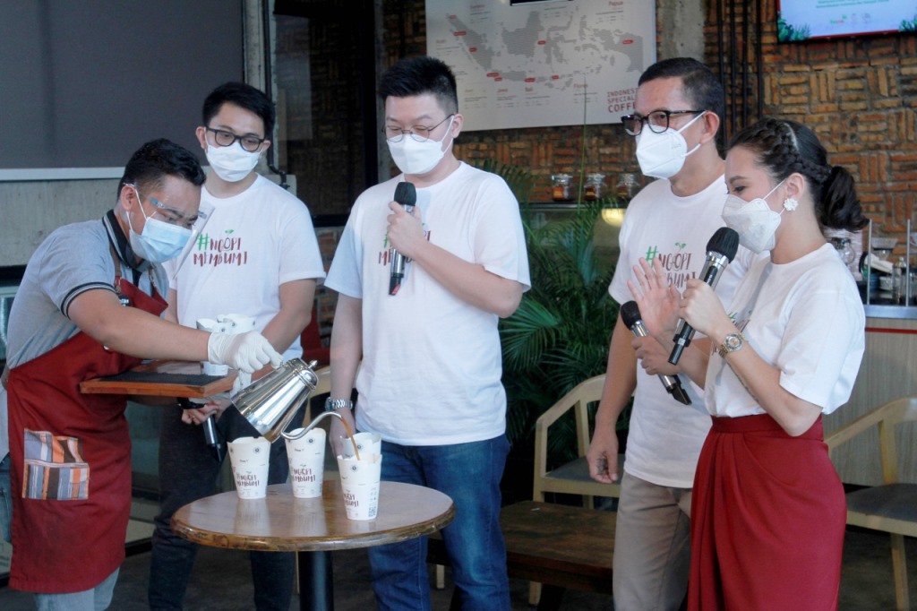 Peluncuran kampanye NgopiMembumi di Anomali Coffee.