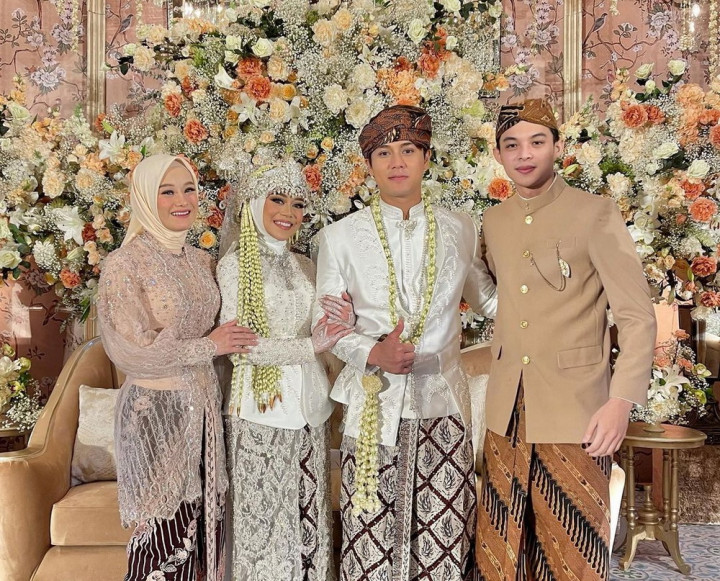 Lesti Kejora dan Rizky Billar Menikah, Dinda Hauw Ungkit Masa Lalu