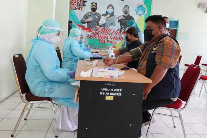NasDem Bantu Percepatan Program Vaksinasi Covid-19 di DIY
