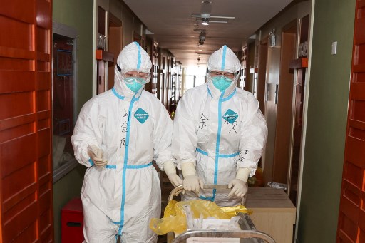 Pekerja Bandara Shanghai Terinfeksi Covid-19, 120 Kontak Dekat Dikarantina