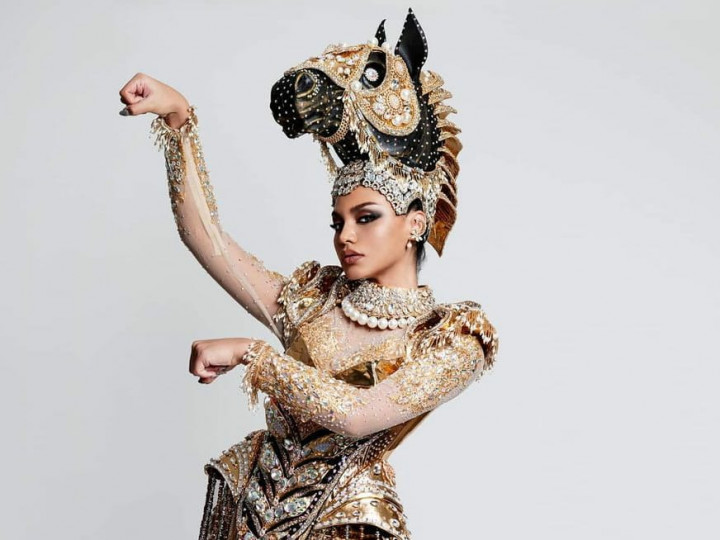 Selamat! Jihan Almira Raih Kostum Nasional Terbaik di Miss Supranational 2021