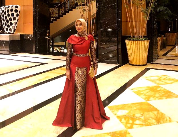 Ini cara menyimpan kain songket dari Okky Asokawati. (Foto: Dok. Instagram Okky Asokawati/@okkyasokawatireal)