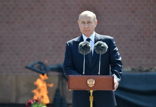 Putin Ingatkan Potensi Militan Afghanistan Menyamar Jadi Pengungsi