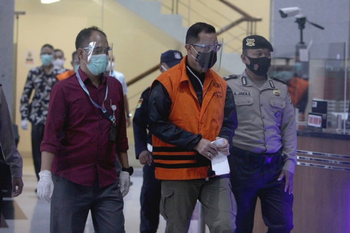 Buat Susah Rakyat, Juliari Diharap Divonis Penjara Seumur Hidup