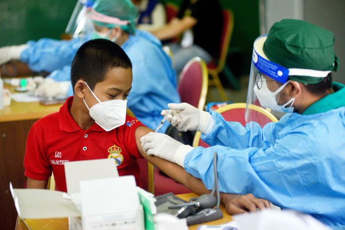 Ilustrasi: Vaksinasi yang diselenggarakan Partai NasDem. MI/Susanto 