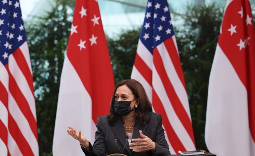 Wakil Presiden Amerika Serikat (AS) Kamala Harris di Singapura. Foto: AFP