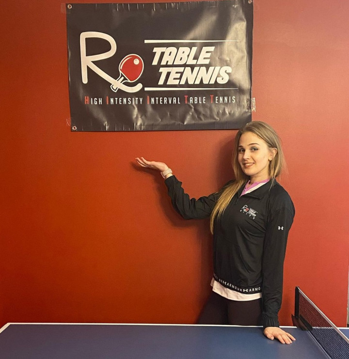 Pesona Anastasia Rybka, Pelatih Tenis Meja Justin Bieber yang Bikin Lelaki Tak Berkedip