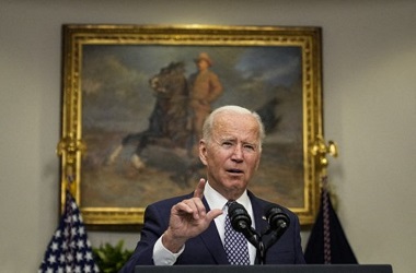 Biden Bersikeras Tak Perpanjang Masa Evakuasi di Afghanistan