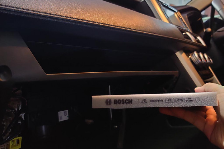 Cara Mudah Mengganti Filter Kabin, Tak Perlu Mekanik