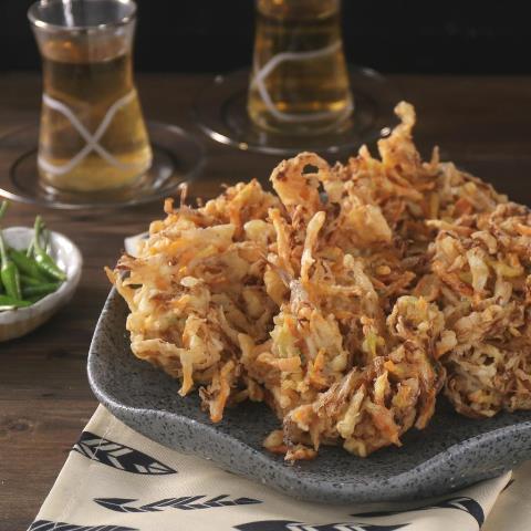 Ini resep bakwan sayur yang enak dan antigagal. (Foto: Dok. Endeus TV)