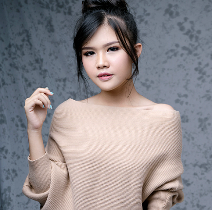 Knitwear atau sweater rajut adalah homeleisure wear yang sangat hype pada tahun 2021. (Foto: Ilustrasi. Dok. Unsplash.com)