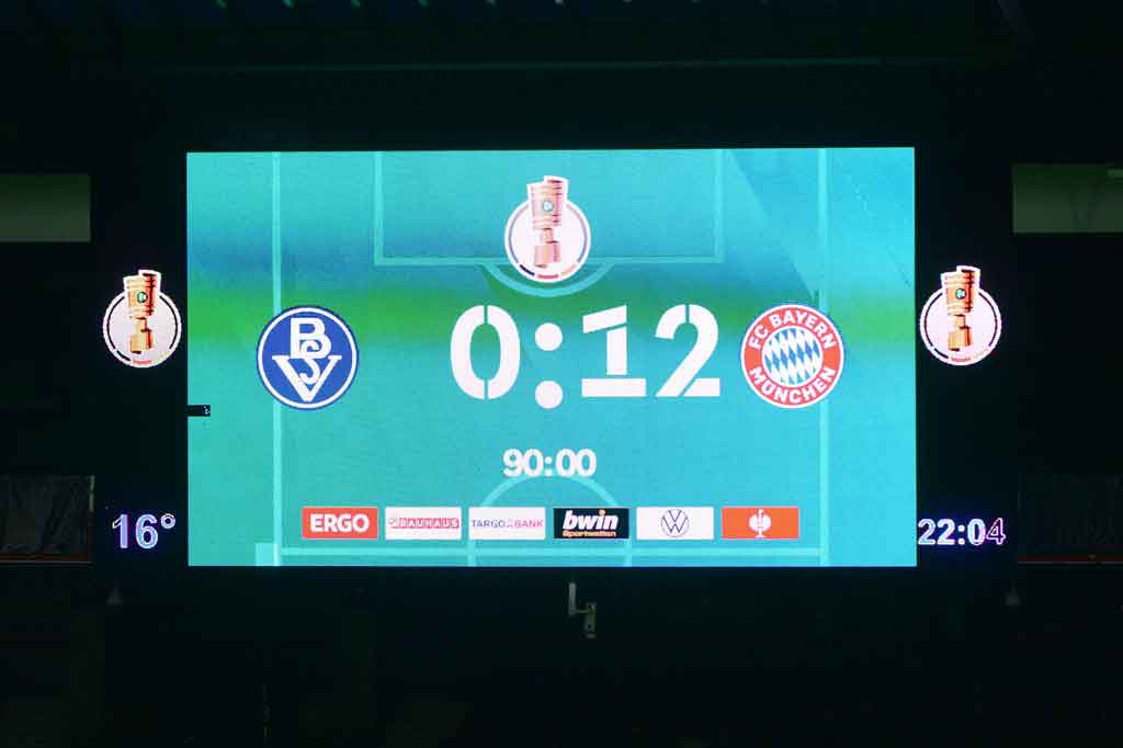 DFB Pokal: Muenchen Lumat Tim Strata Kelima Bremer 12-0