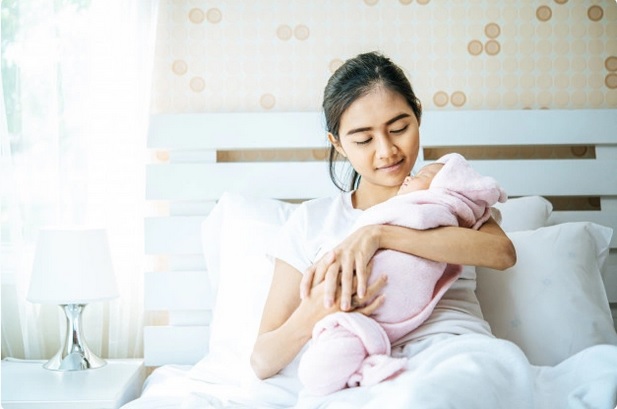 Moms, Jangan Khawatir jika Produksi ASI Sedikit Ketika Baru Melahirkan