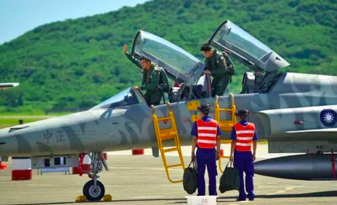 Lawan Kekuatan Tiongkok, Taiwan Akan Beli Jet Tempur Baru