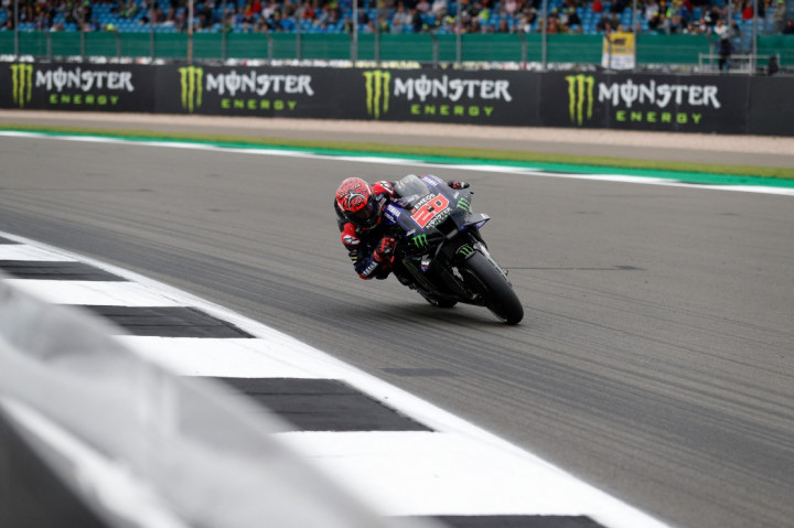 3 Foto Terpopuler: Quartararo Tercepat di FP2 MotoGP 2021 hingga Bom Bunuh Diri di Bandara Kabul