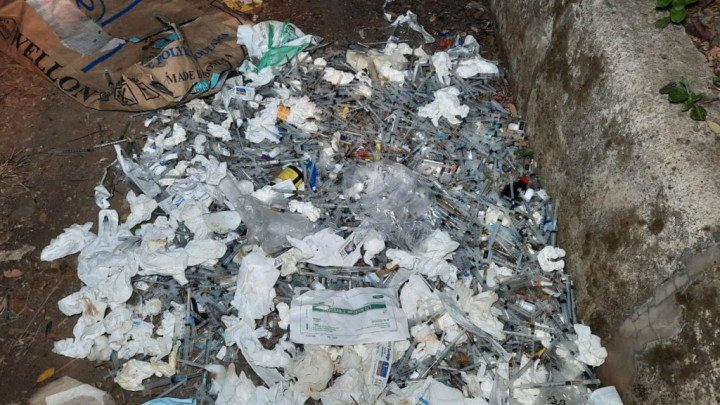 Limbah Medis di Bekasi Utara dari Klinik Hewan