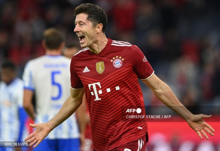 Bayern Muenchen vs Hertha Berlin: FC Hollywood Berpesta
