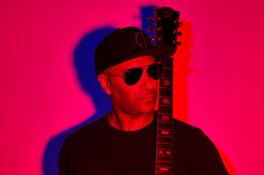 Tom Morello Puji Band Asal Garut Voice of Baceprot