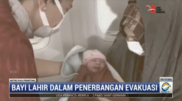 Bayi Lahir di Udara saat Evakuasi Itu Dinamai Havva