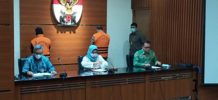 Terbukti Langgar Etik, Gaji Komisioner KPK Lili Pintauli Dipotong 40%