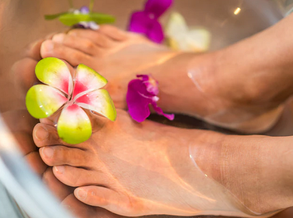 Manjakan Kaki dengan Scrub dari Bahan Alami