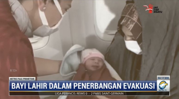 Populer Internasional: Bayi Afghanistan Lahir saat Evakuasi hingga Taliban Izinkan Perempuan Kuliah