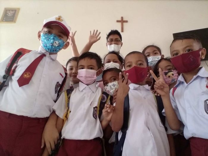 594 Sekolah di Flotim Telah Memulai PTM