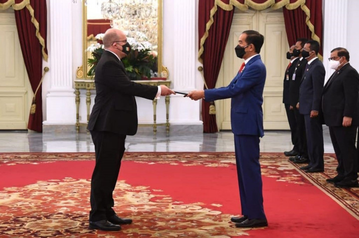 Foto: Jokowi Terima Surat Kepercayaan 4 Duta Besar Negara Sahabat