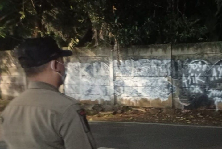 Mural Mirip Jokowi di Jagakarsa Sudah Dihapus