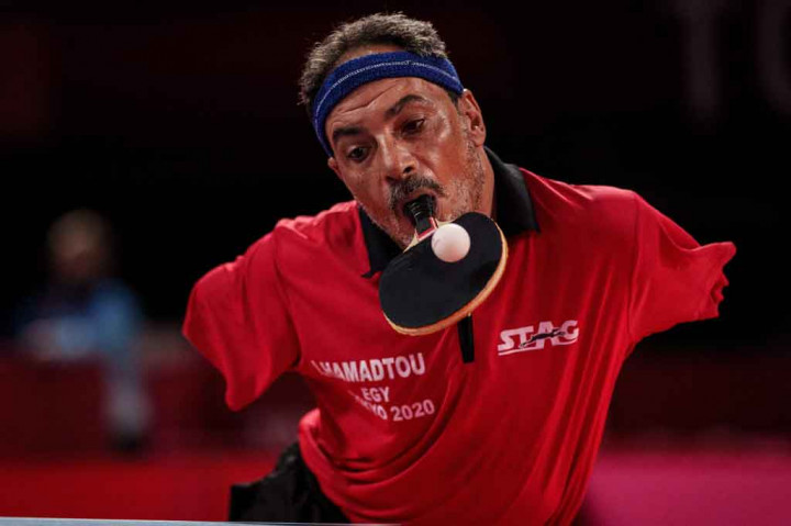 Sosok Paralimpiade Ibrahim Hamadtou, Bermain Tenis Meja dengan Mulutnya
