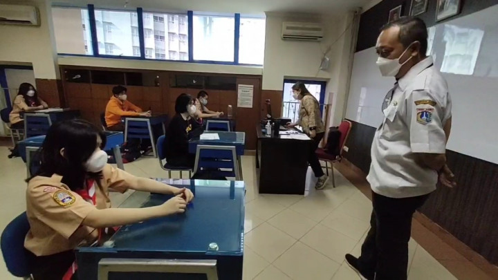 PTM di Sebelah Wisma Atlet, Orang Tua Diminta Tak Khawatir