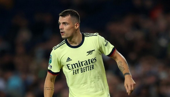 Xhaka Terpapar Covid-19