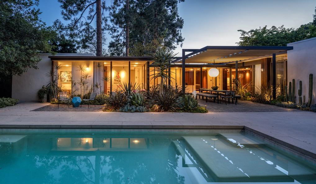 Rumah baru Ellen DeGeneres di Los Angeles. Foto: Realtor.com