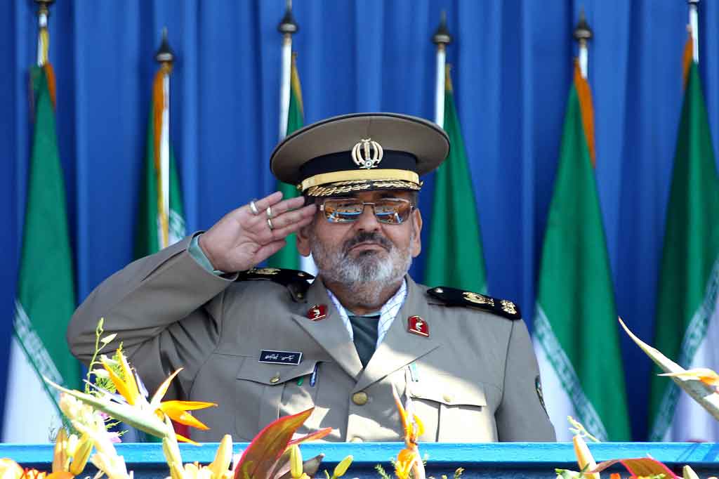 Mantan Panglima Angkatan Bersenjata Iran Meninggal Karena Covid-19