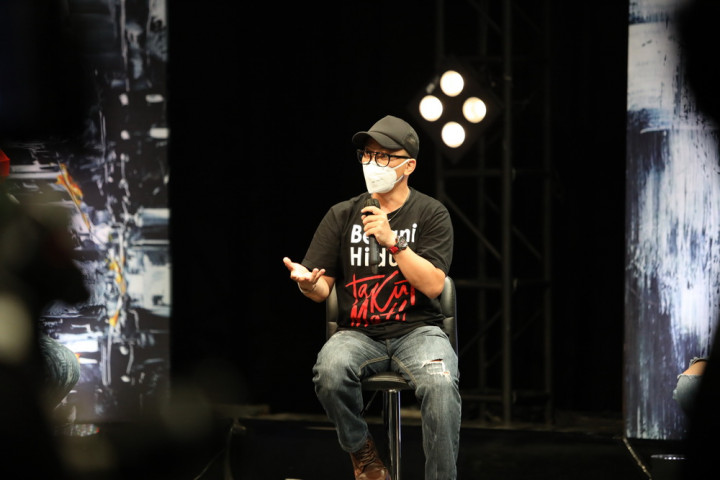 Kebahagiaan Rudi Valinka Berkegiatan Sosial di Tengah Pandemi