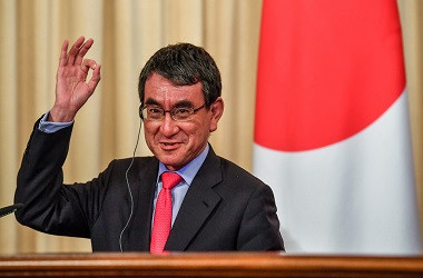 PM Jepang Akan Dukung Menteri Vaksinasi Taro Kono untuk Gantikan Dirinya