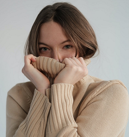 Perempuan Wajib Tahu! 3 Penyebab Kamu Selalu Kedinginan