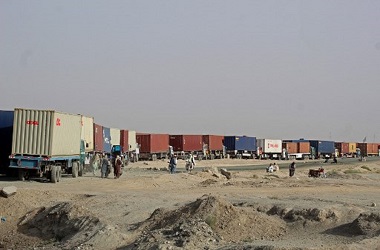 Diizinkan Taliban, 4 Warga AS Tinggalkan Afghanistan Melalui Jalur Darat