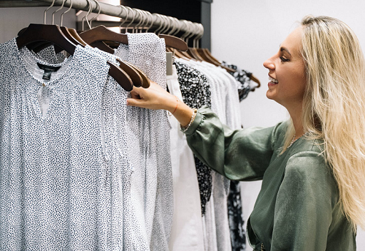 3 Cara Mudah Upgrade Gaya Berpakaian dengan Hemat