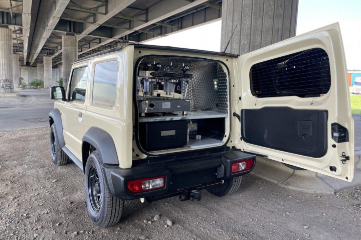 Suzuki Jimny Dimodifikasi Menjadi Coffee Shop, Saingan Starling