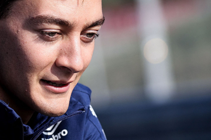 George Russell Gabung ke Mercedes Musim Depan