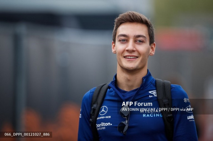 Russell Gantikan Bottas di Mercedes Tahun Depan