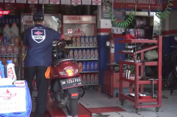 Bengkel Motor Ini Dapat Gelar Terbaik Tahun 2021