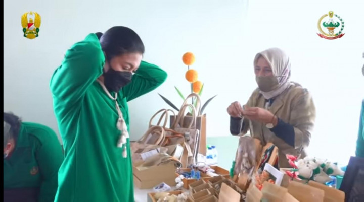 Ketum Persit KCK Apresiasi Kerajinan Anggotanya di Manado