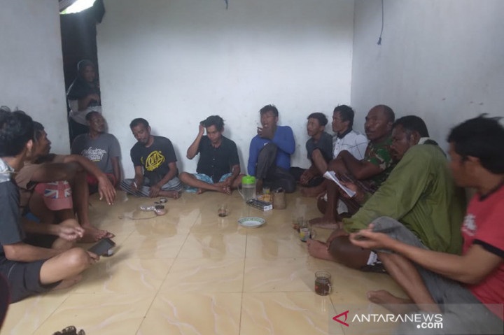 Lima ABK Kapal KM Hentri Dirawat di Tanimbar Kei Malra