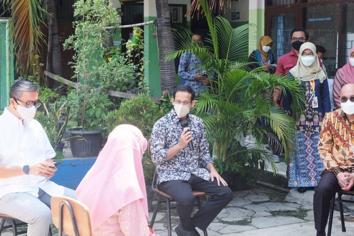 Orang Tua Sebut Minat Anak Baca Buku Menurun Selama PJJ