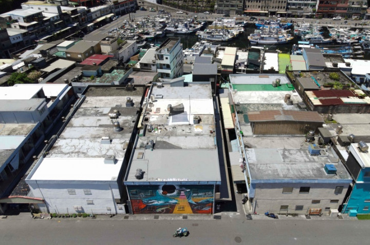 Topan Super Chanthu Mengancam Filipina dan Taiwan