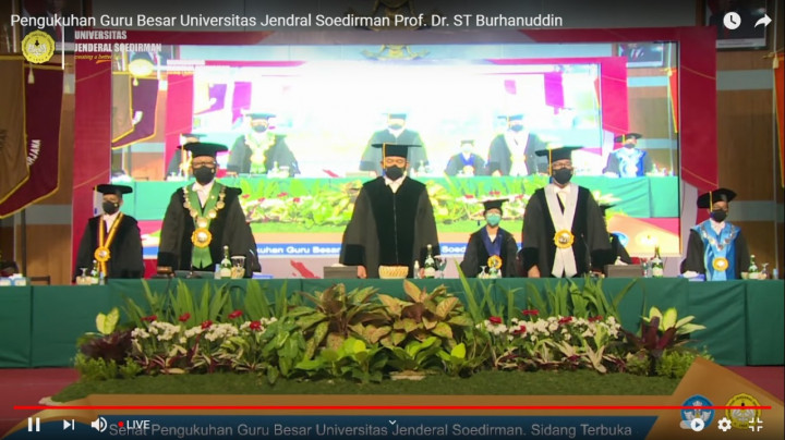 Jaksa Agung Dikukuhkan Jadi Guru Besar Tidak Tetap Unsoed